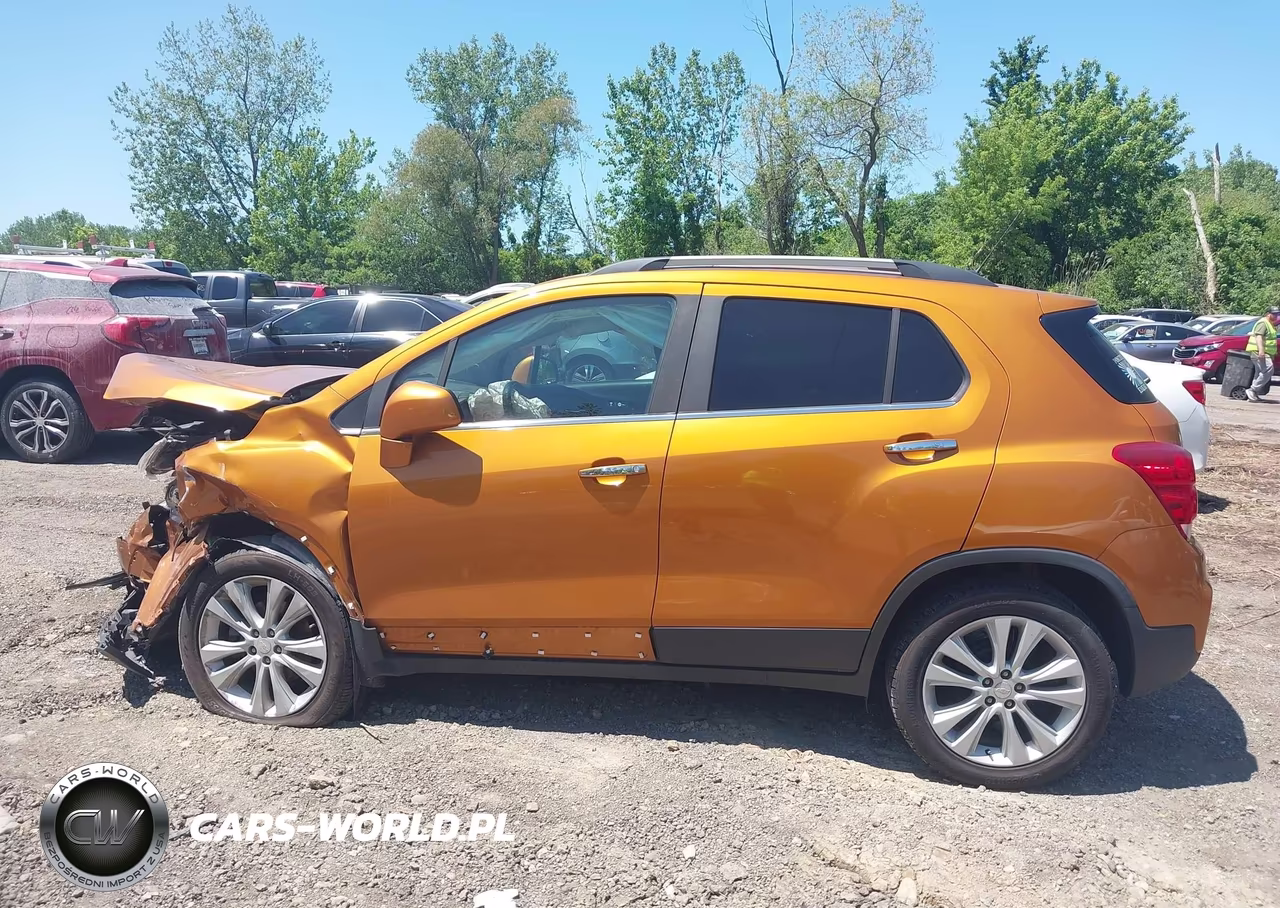 2017 Chevrolet Trax Premier VIN:3GNCJMSB5HL185605 - 14