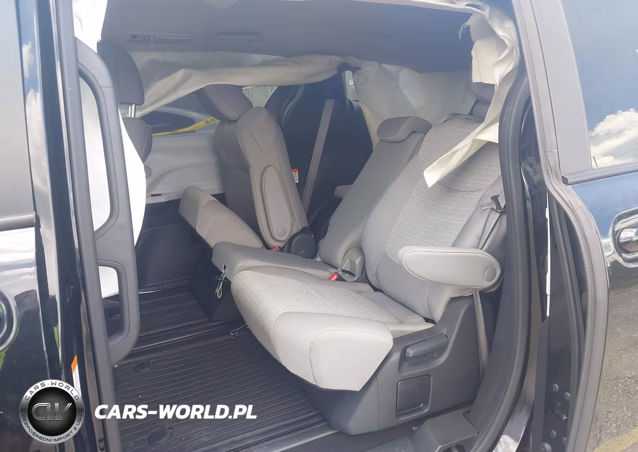 2025 Toyota Sienna Le VIN:5TDKRKEC6SS231823 - 8