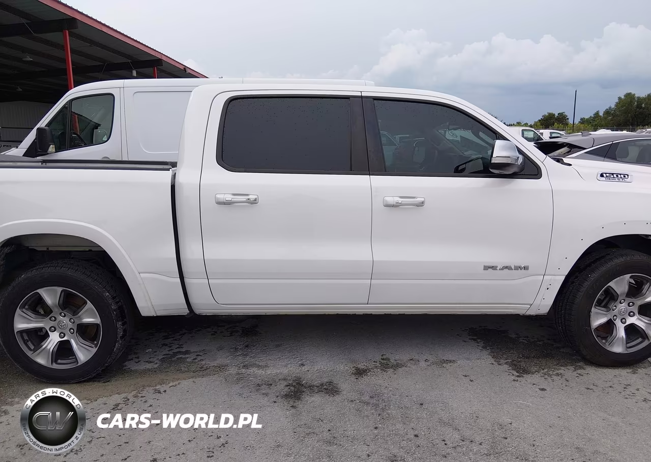 2020 Ram 1500 Laramie 4X2 5'7 Box VIN:1C6RREJT0LN148425 - 14