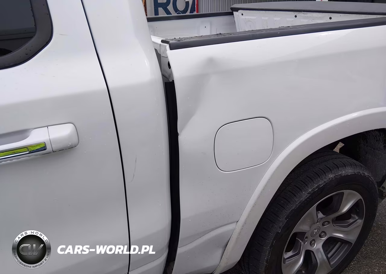 2020 Ram 1500 Laramie 4X2 5'7 Box VIN:1C6RREJT0LN148425 - 19