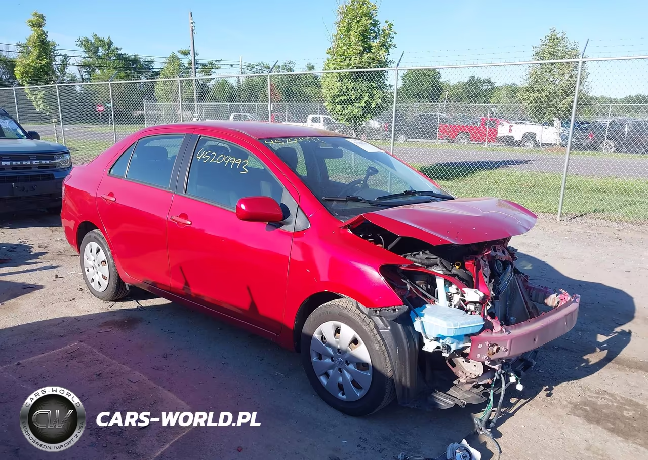 2010 Toyota Yaris – zdjęcie 1 z 17