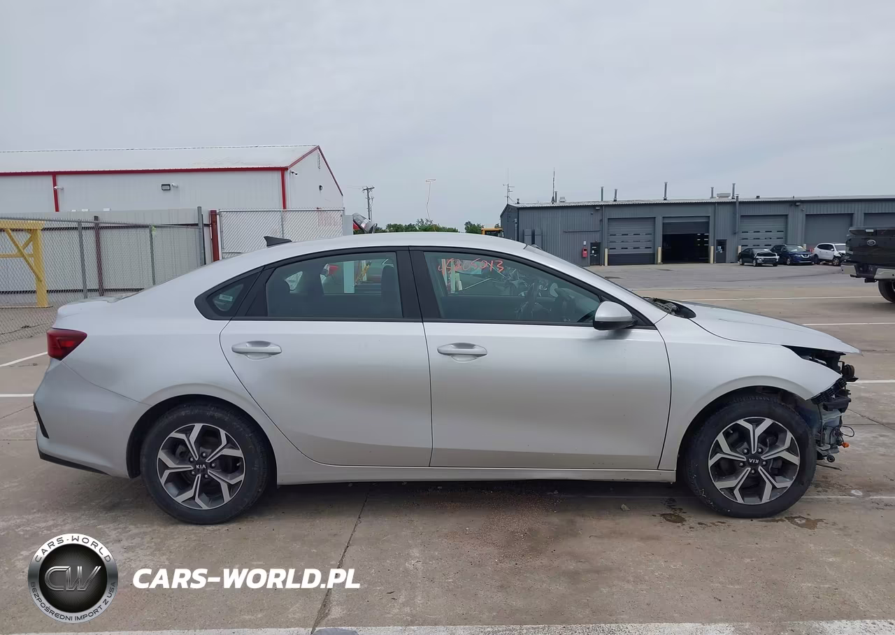 2019 Kia Forte Lxs VIN:3KPF24AD1KE075362 - 13