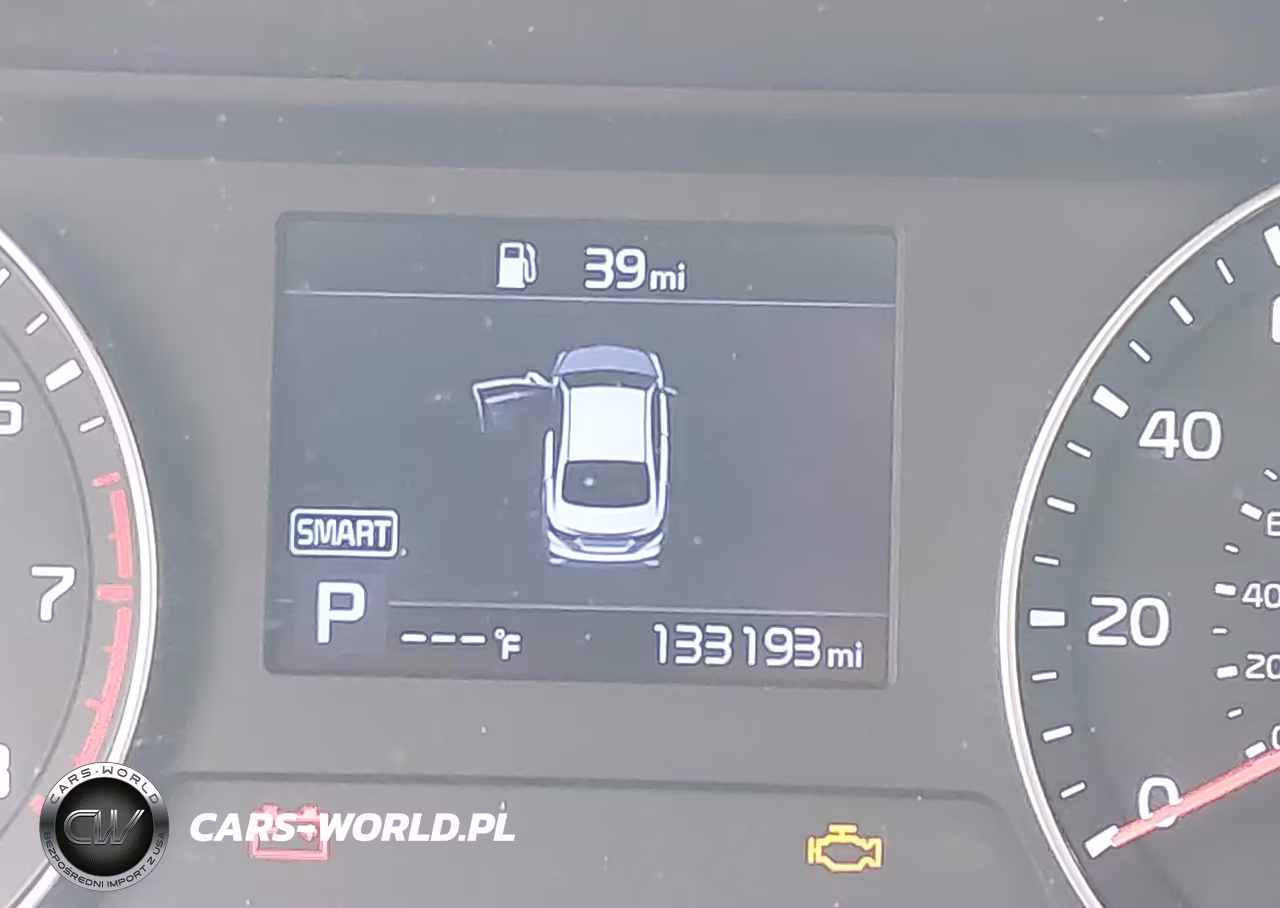2019 Kia Forte Lxs VIN:3KPF24AD1KE075362 - 15