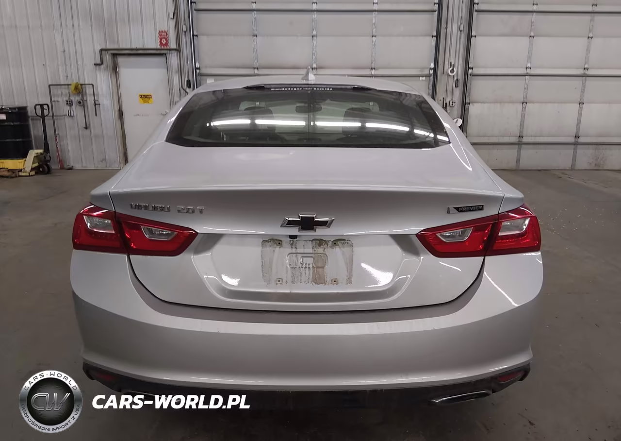 2018 Chevrolet Malibu Premier VIN:1G1ZE5SX0JF197968 - 17