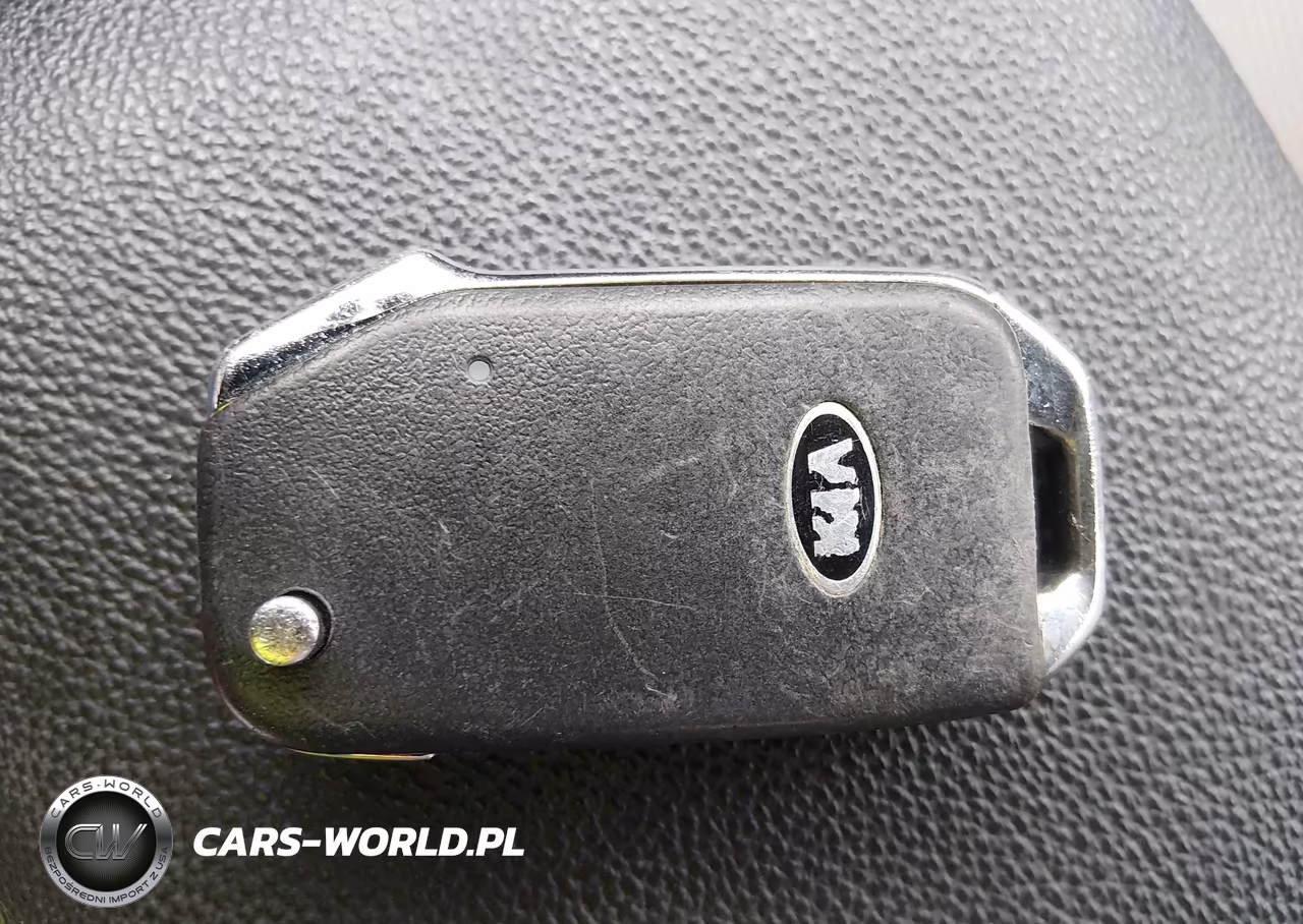 2019 Kia Forte Lxs VIN:3KPF24AD7KE109465 - 11