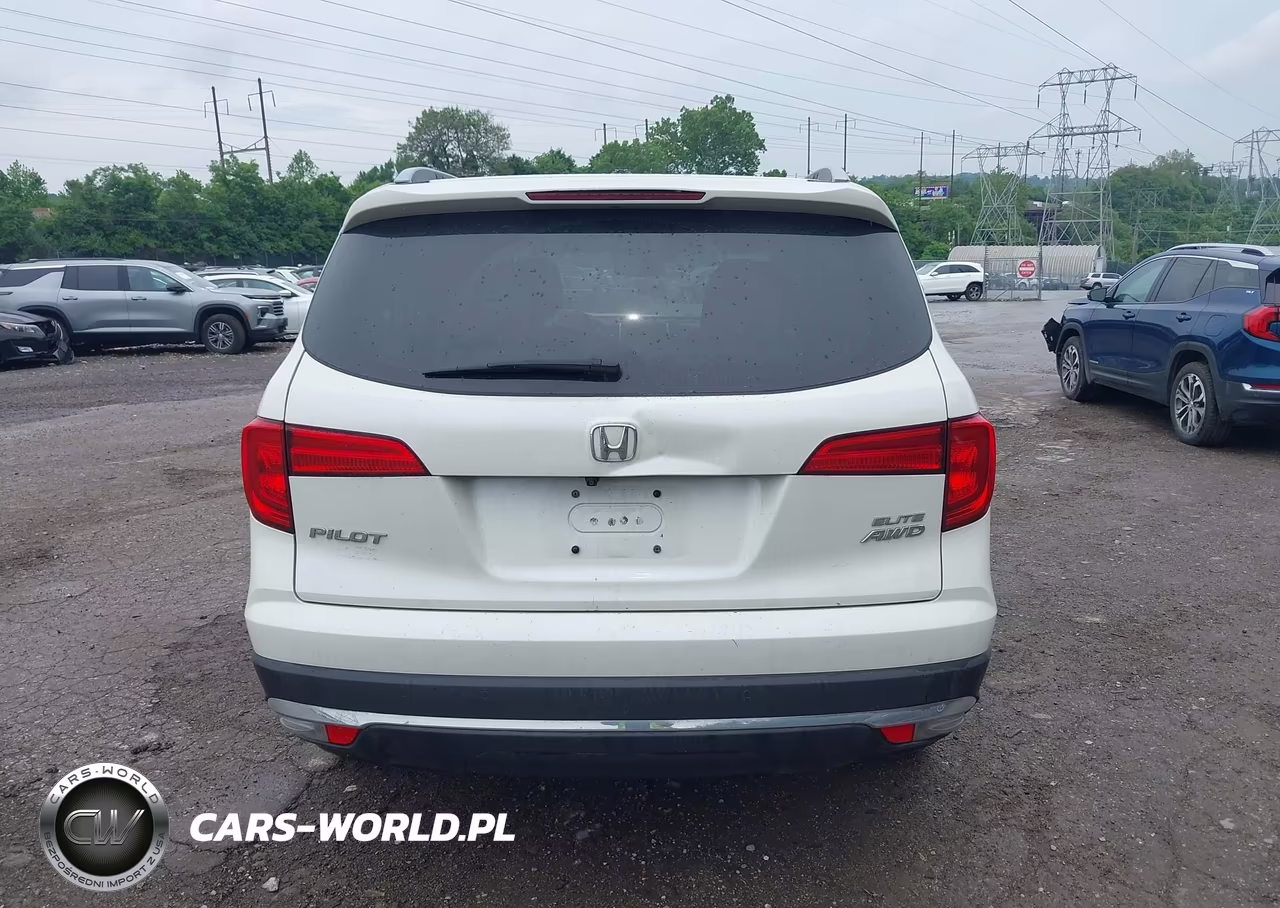 2016 Honda Pilot Elite VIN:5FNYF6H09GB085134 - 15