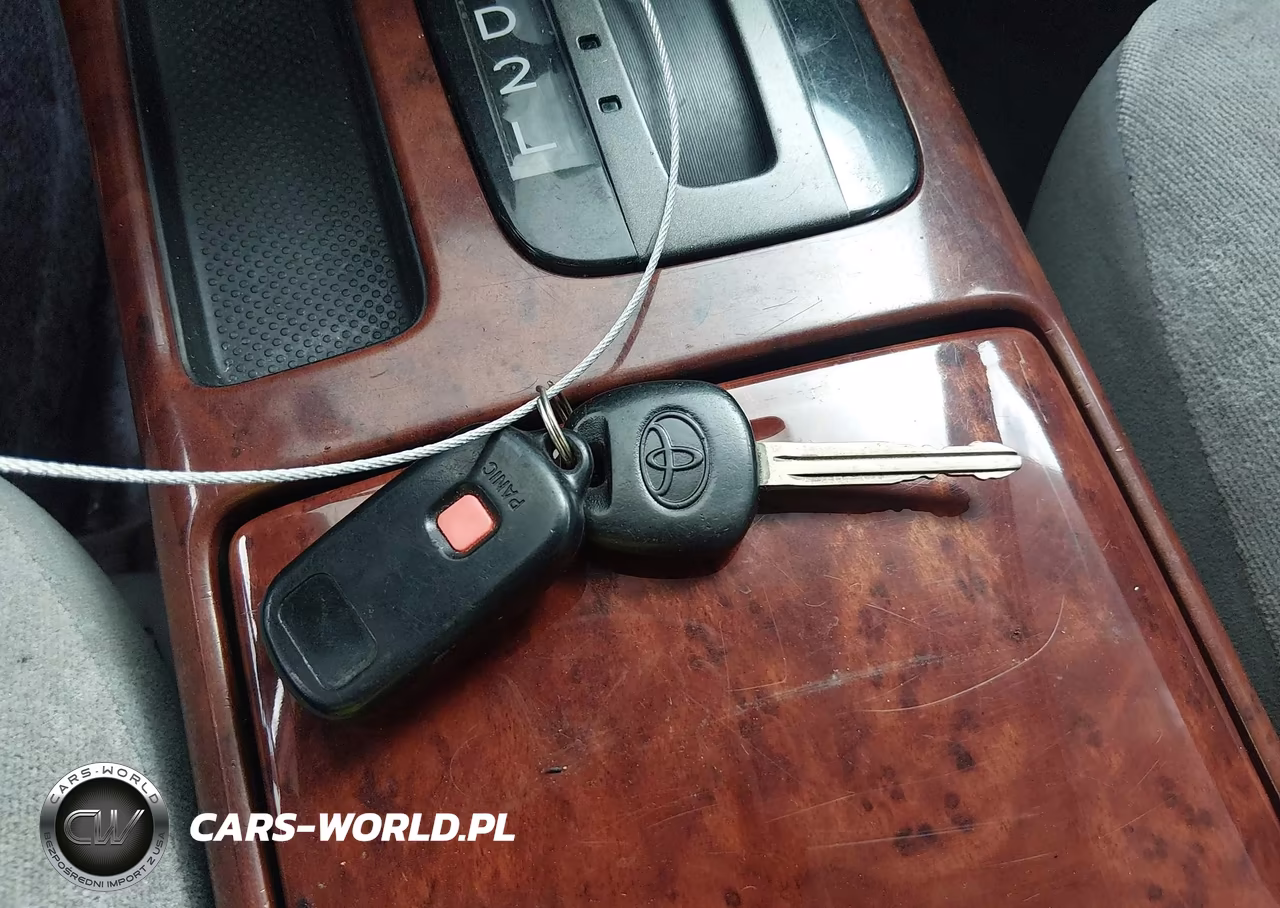 2002 Toyota Camry Xle VIN:4T1BE32K82U084747 - 11