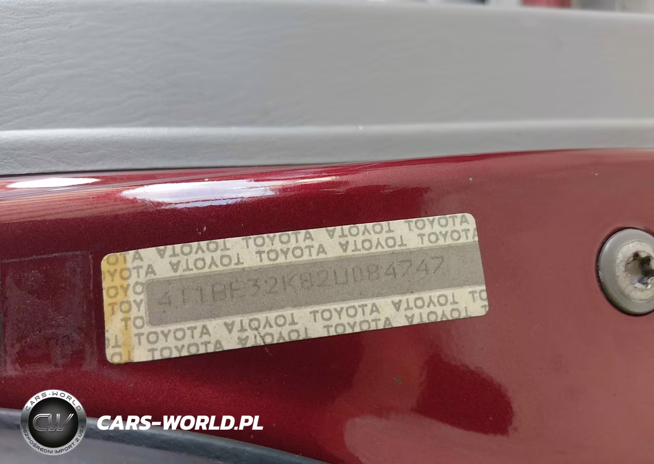 2002 Toyota Camry Xle VIN:4T1BE32K82U084747 - 9
