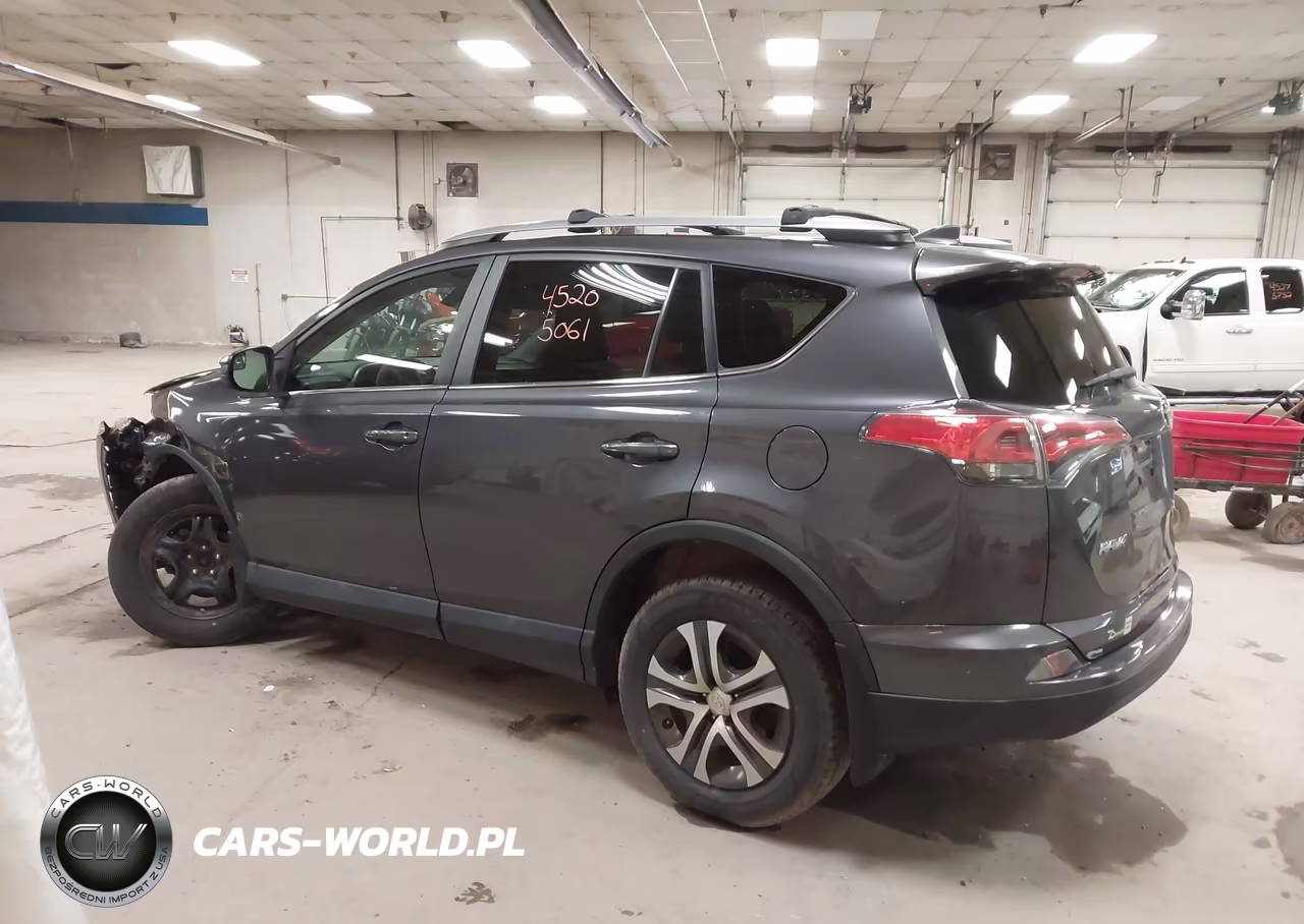 2017 Toyota Rav4 Le VIN:2T3BFREV4HW600432 - 3