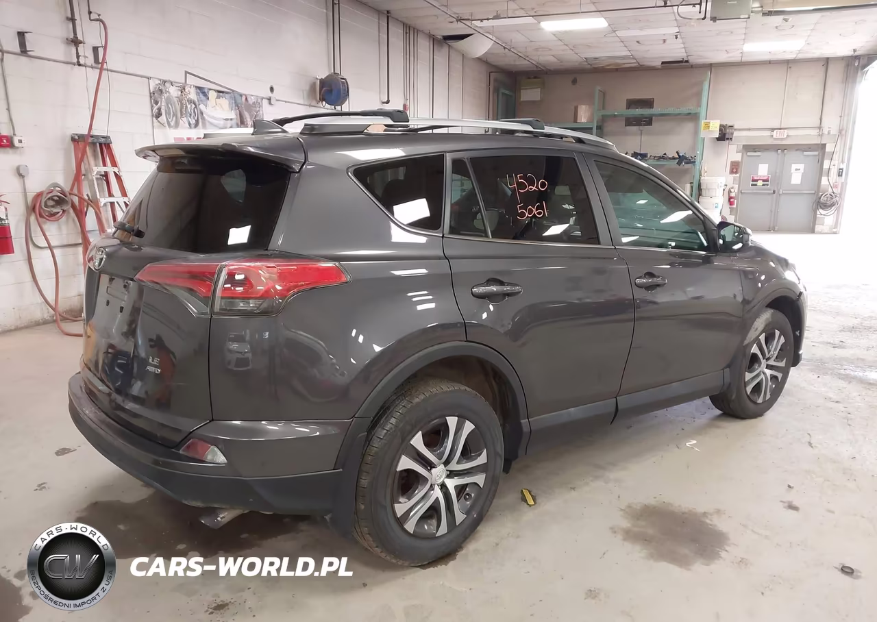 2017 Toyota Rav4 Le VIN:2T3BFREV4HW600432 - 4