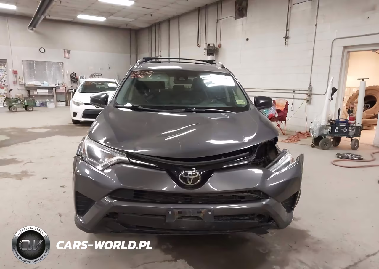 2017 Toyota Rav4 Le VIN:2T3BFREV4HW600432 - 6