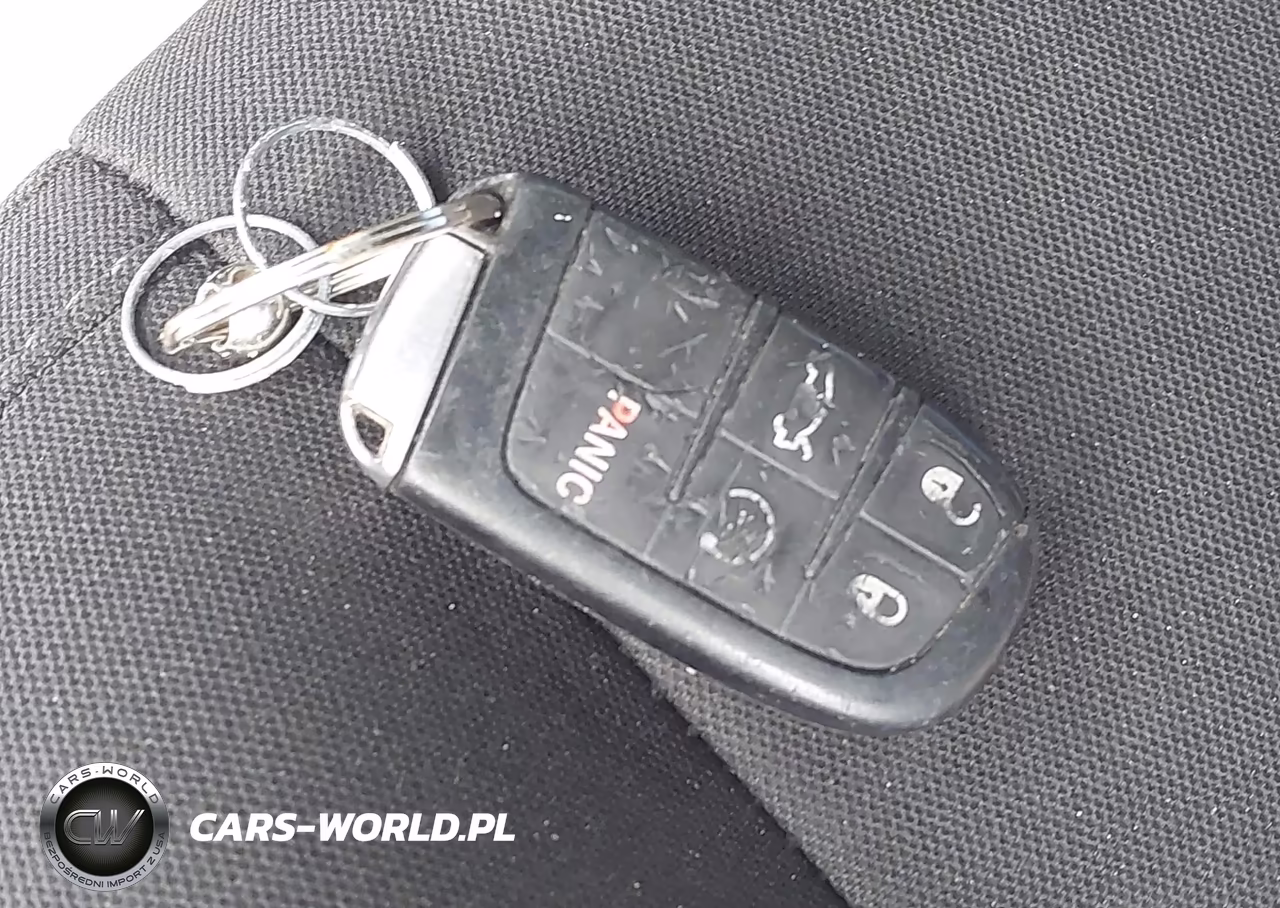 2019 Dodge Challenger R-T Scat Pack VIN:2C3CDZFJ4KH509484 - 11