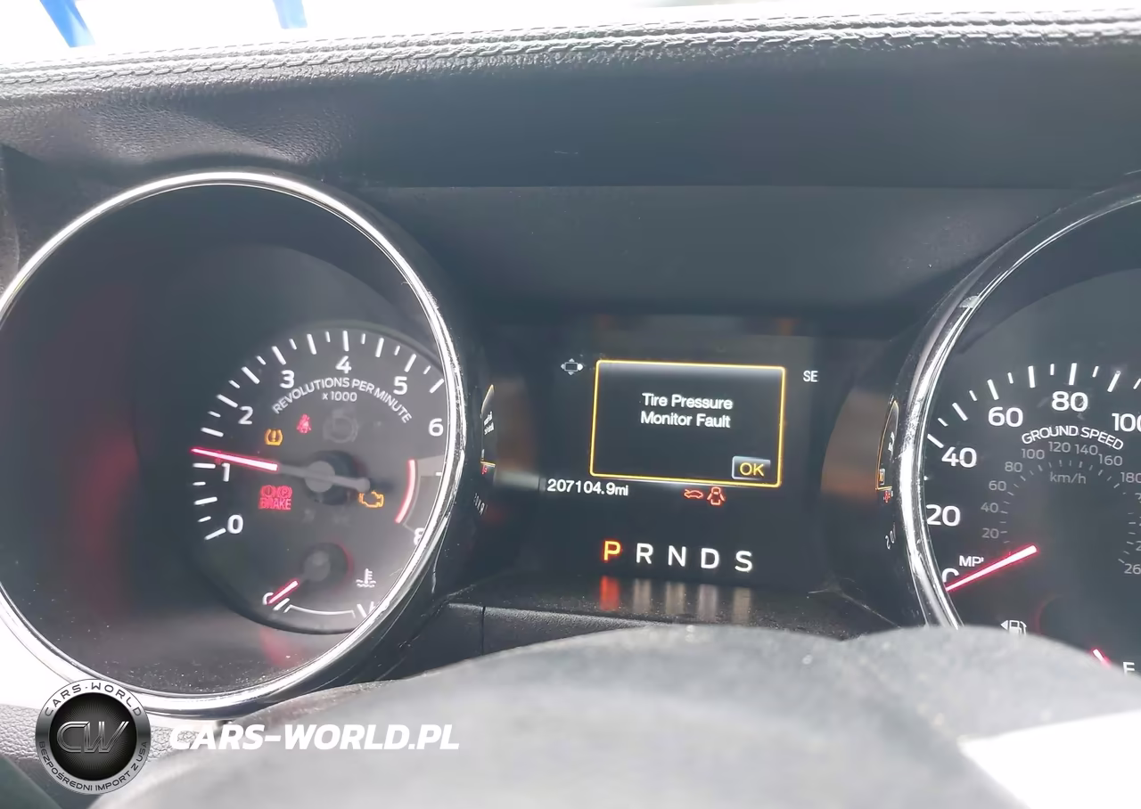 2015 Ford Mustang Ecoboost Premium VIN:1FATP8UH0F5352729 - 7