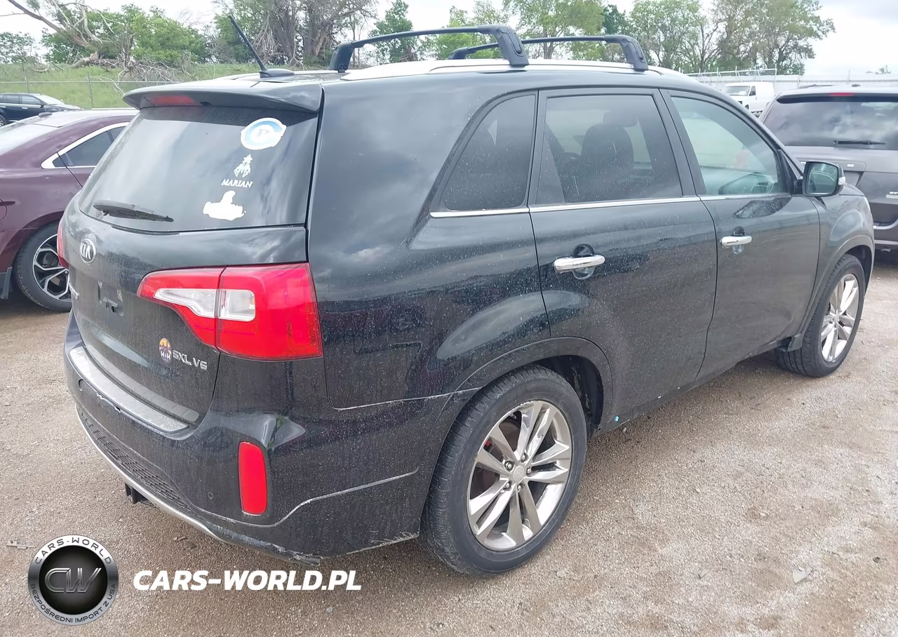 2015 Kia Sorento Limited V6 VIN:5XYKW4A76FG655633 - 4