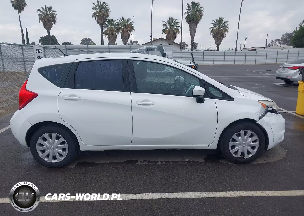 2015 Nissan Versa Note S (Sr)-S Plus-Sl-Sr-Sv VIN:3N1CE2CP5FL421150 - 13