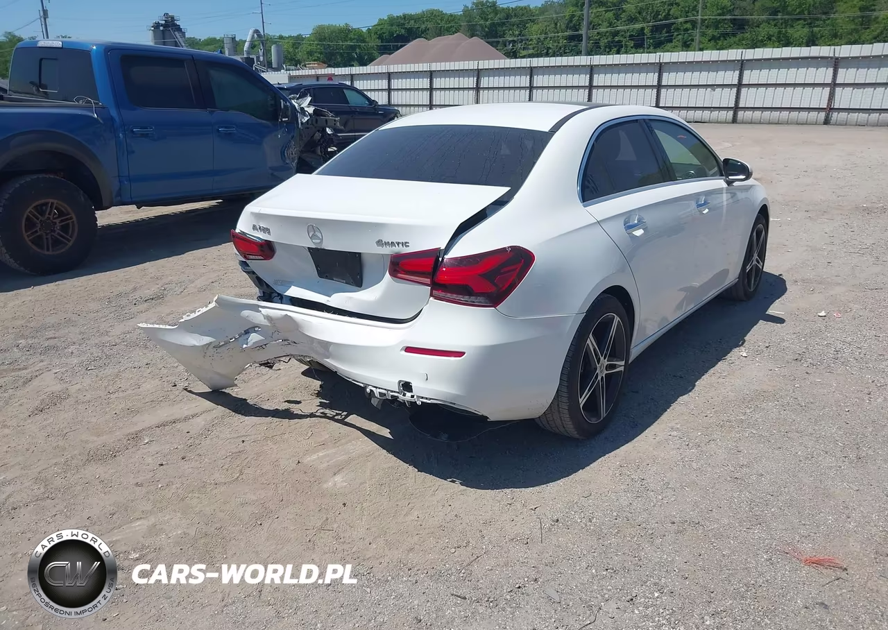 2019 Mercedes-Benz A 220 4Matic VIN:WDD3G4FB6KW026441 - 4