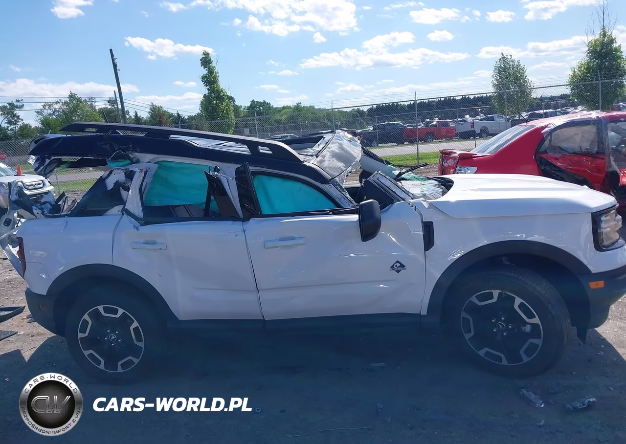2024 Ford Bronco Sport Outer Banks VIN:3FMCR9C62RRE22903 - 13