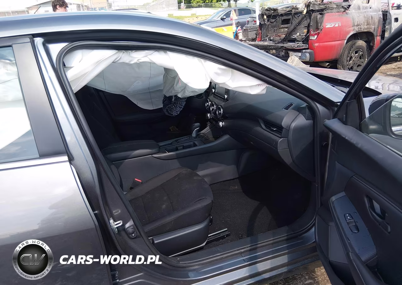 2025 Nissan Sentra S VIN:3N1AB8BV1SY398675 - 5