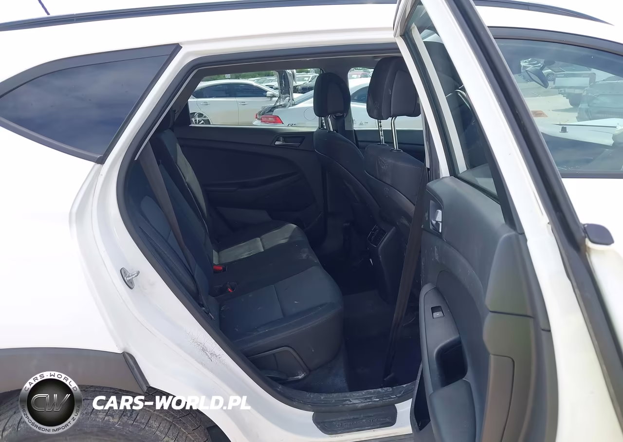 2017 Hyundai Tucson Night VIN:KM8J33A25HU549433 - 8