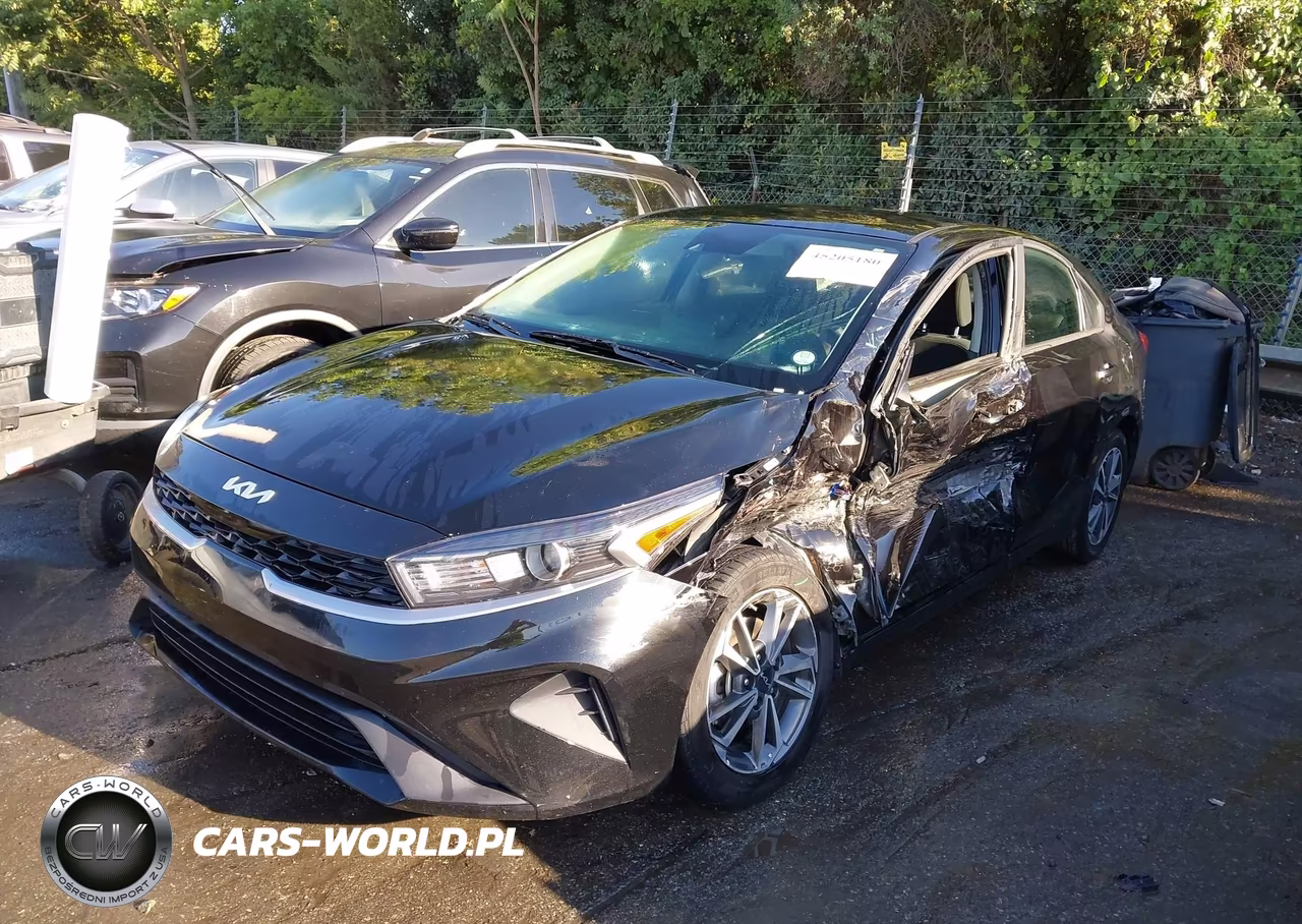 2023 Kia Forte Lxs VIN:3KPF24AD2PE642962 - 2