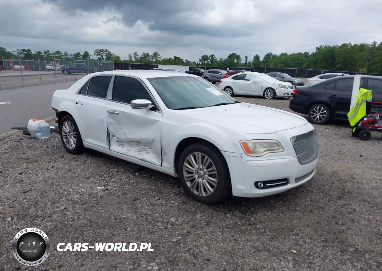 2014 Chrysler 300C Awd – zdjęcie 1 z 17