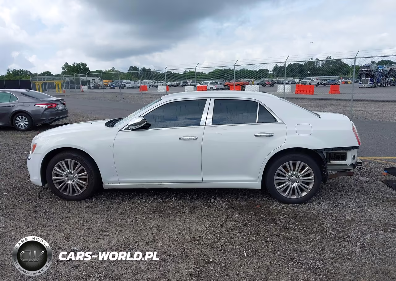 2014 Chrysler 300C Awd VIN:2C3CCAKT0EH109311 - 15