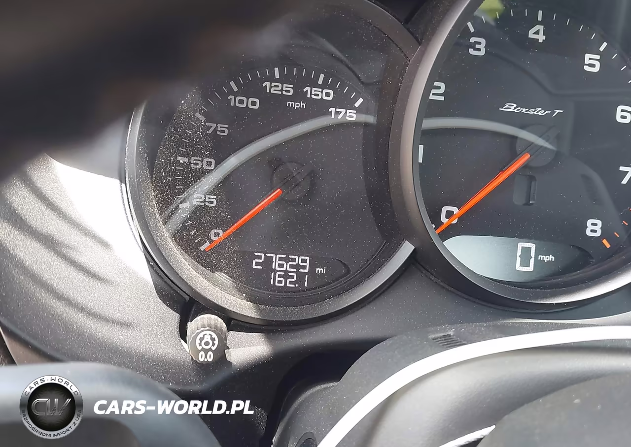 2021 Porsche 718 Boxster T VIN:WP0CA2A8XMS210318 - 16