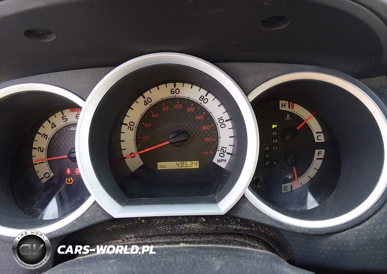 2014 Toyota Tacoma Base V6 VIN:3TMLU4EN3EM158933 - 7