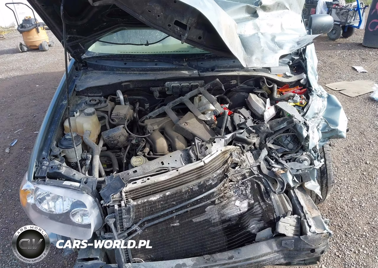 2005 Ford Escape Xlt VIN:1FMYU03135KD40102 - 10