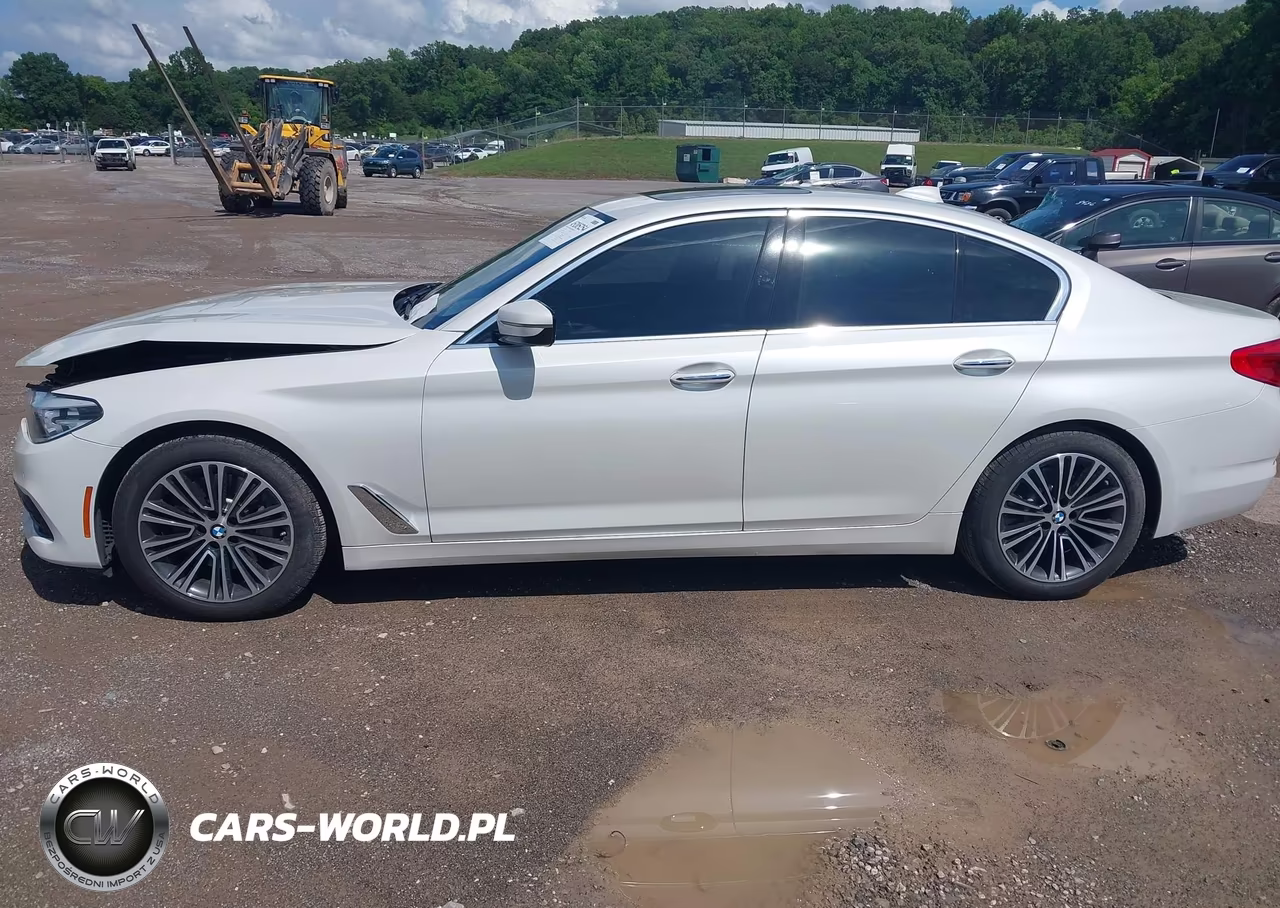 2018 BMW 530I VIN:WBAJA5C55JWA57329 - 14