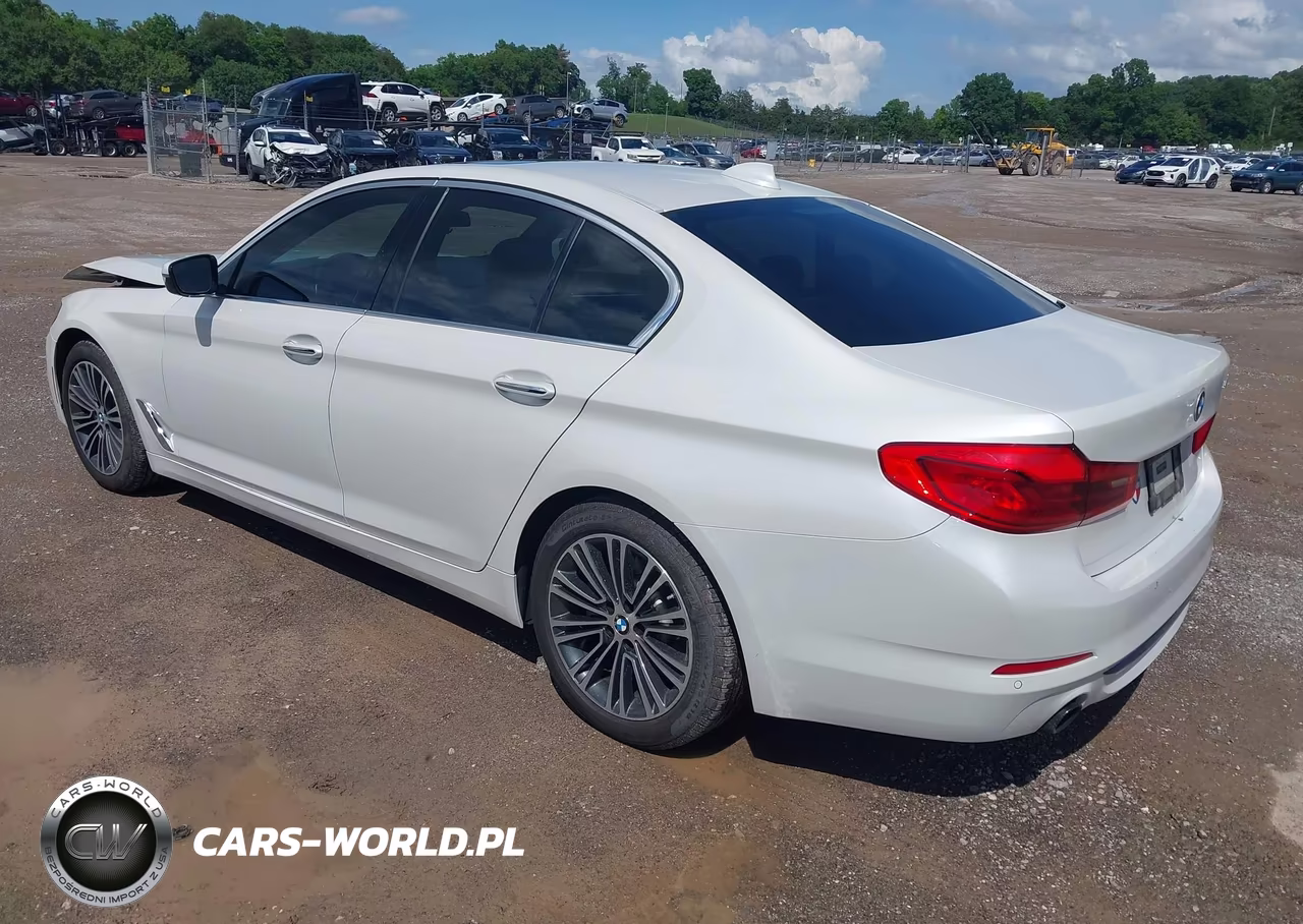 2018 BMW 530I VIN:WBAJA5C55JWA57329 - 3