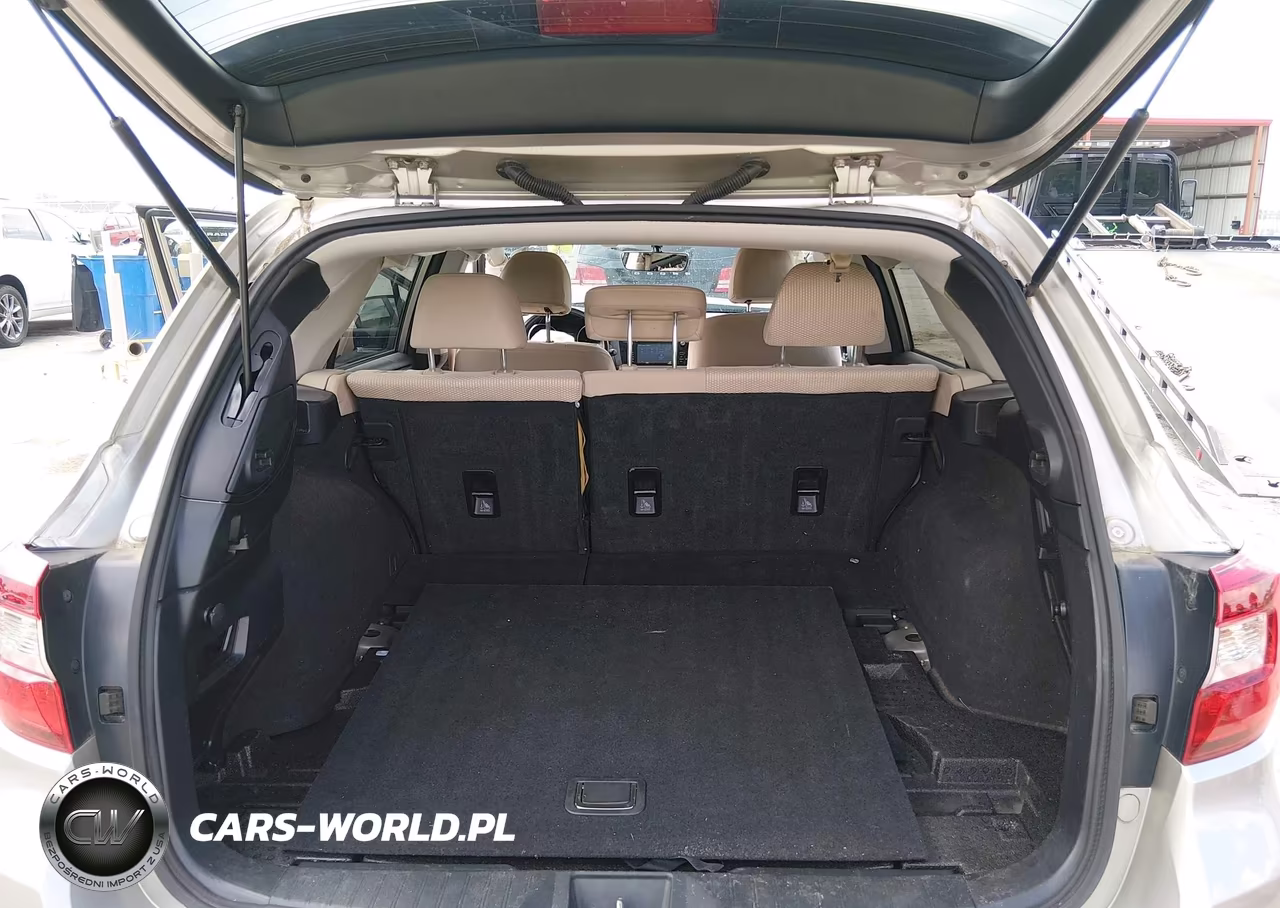 2017 Subaru Outback 2.5I Premium VIN:4S4BSAFC0H3393692 - 17