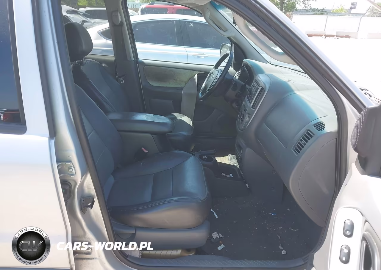 2003 Ford Escape Xlt VIN:1FMYU93113KA39443 - 5