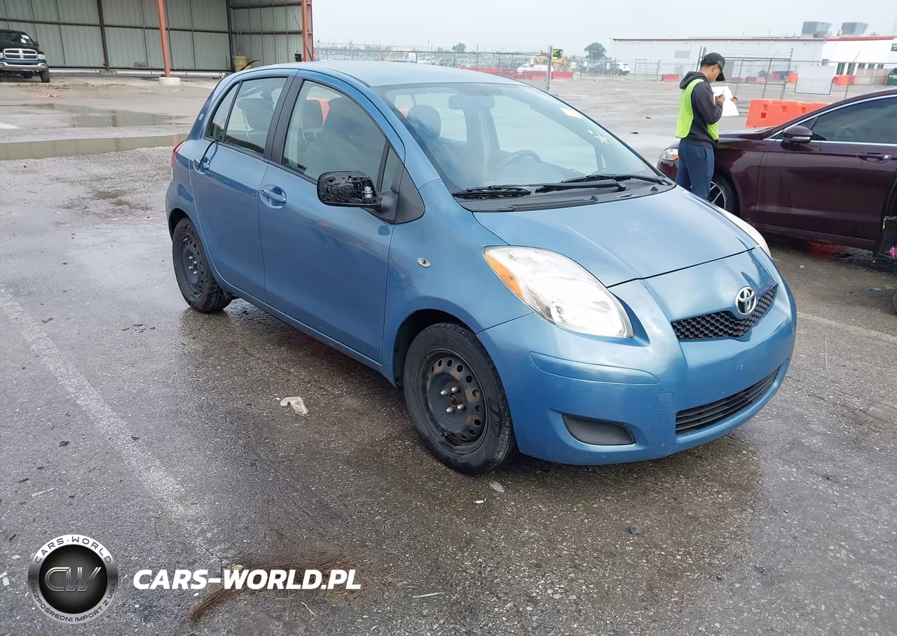 2010 Toyota Yaris – zdjęcie 1 z 16