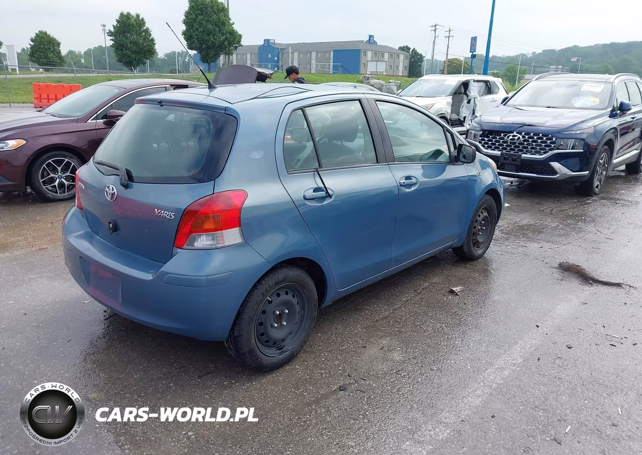 2010 Toyota Yaris VIN:JTDKT4K33A5288213 - 4