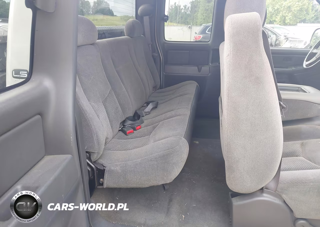 2005 Chevrolet Silverado 2500Hd Ls VIN:1GCHC29U05E209518 - 8