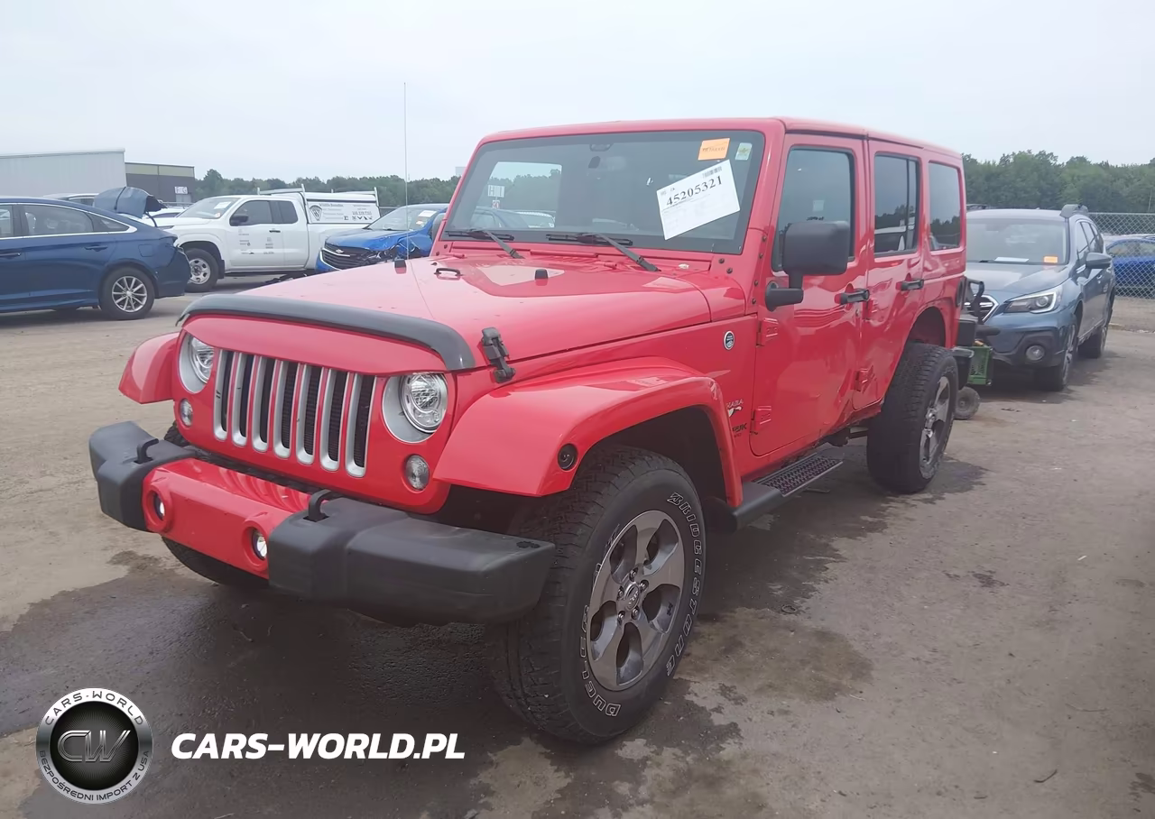 2018 Jeep Wrangler Jk Unlimited Sahara 4X4 VIN:1C4BJWEG2JL821390 - 2