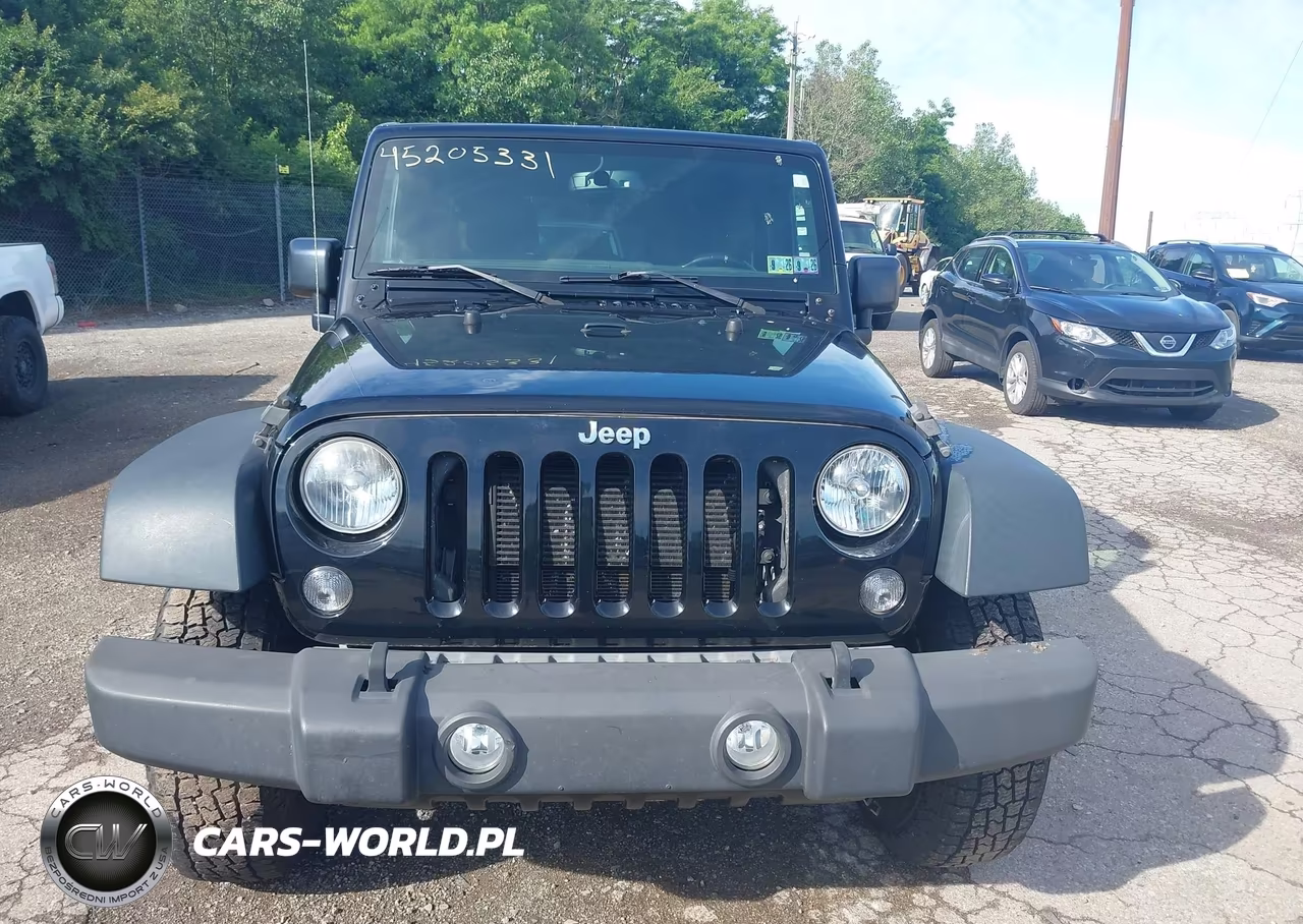 2015 Jeep Wrangler Unlimited Sport VIN:1C4HJWDG9FL518643 - 13
