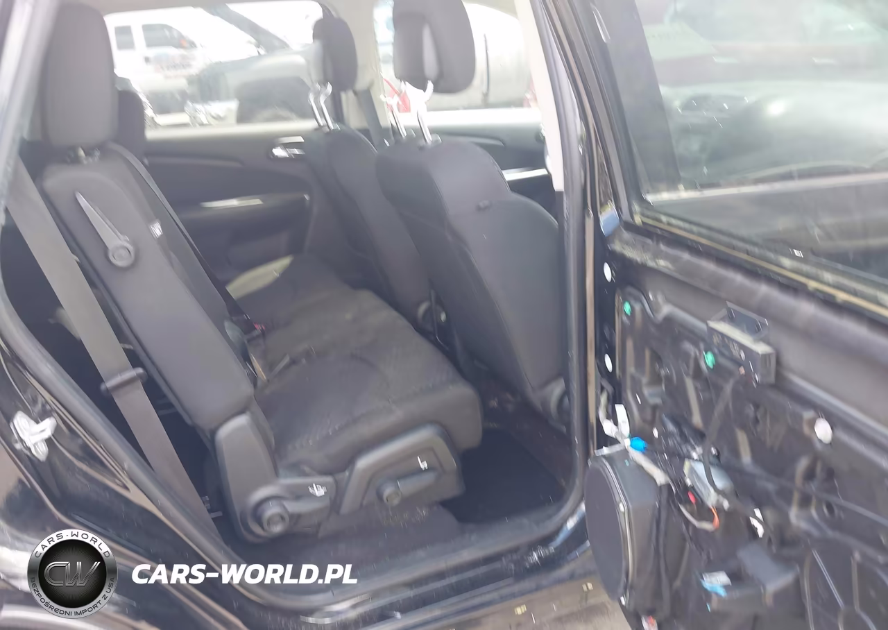 2018 Dodge Journey Se VIN:3C4PDCAB4JT229550 - 8