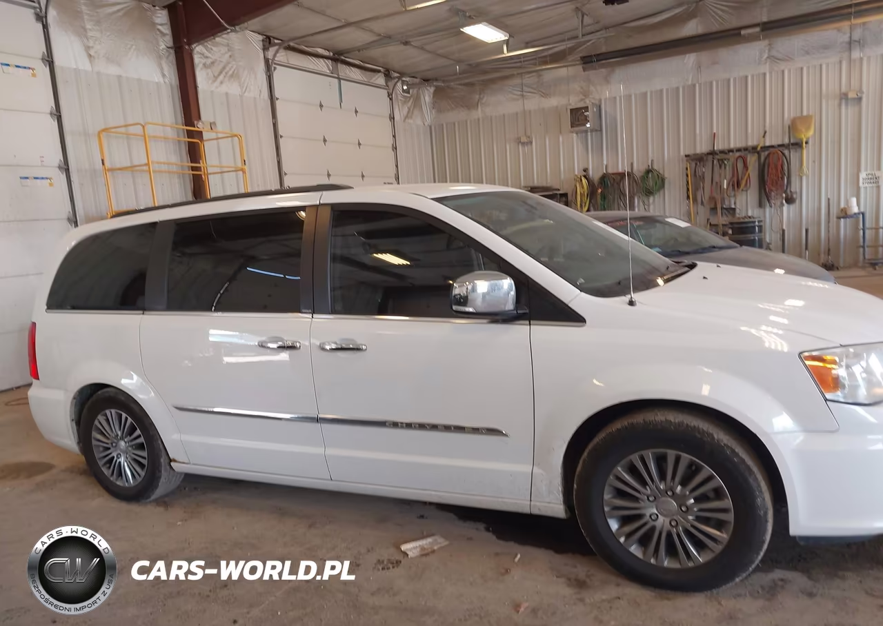 2014 Chrysler Town & Country Touring-L VIN:2C4RC1CG8ER260818 - 13