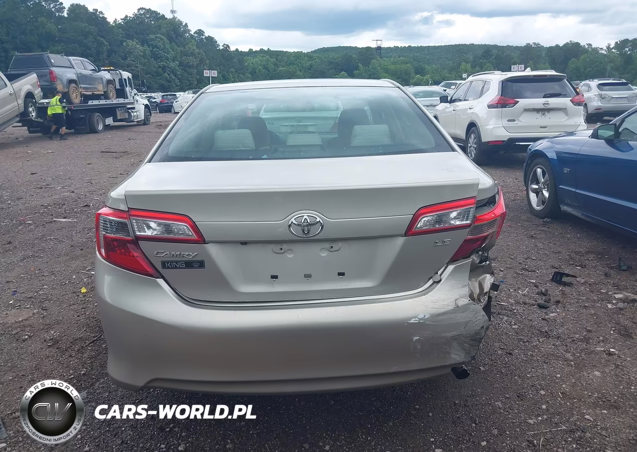 2014 Toyota Camry Le VIN:4T1BF1FK4EU470243 - 16