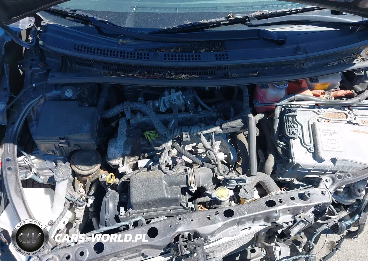 2012 Toyota Prius C Two VIN:JTDKDTB36C1512916 - 10
