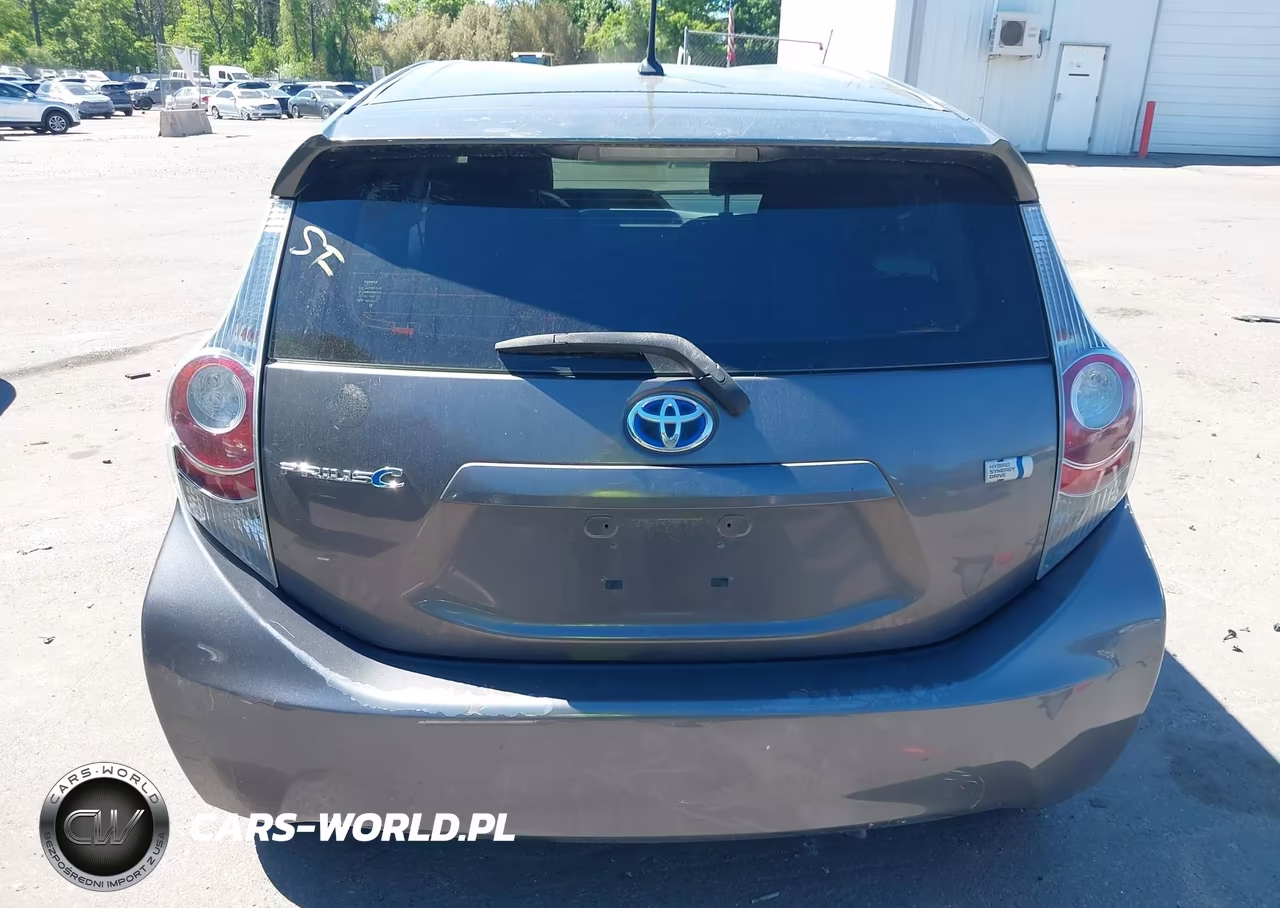 2012 Toyota Prius C Two VIN:JTDKDTB36C1512916 - 15