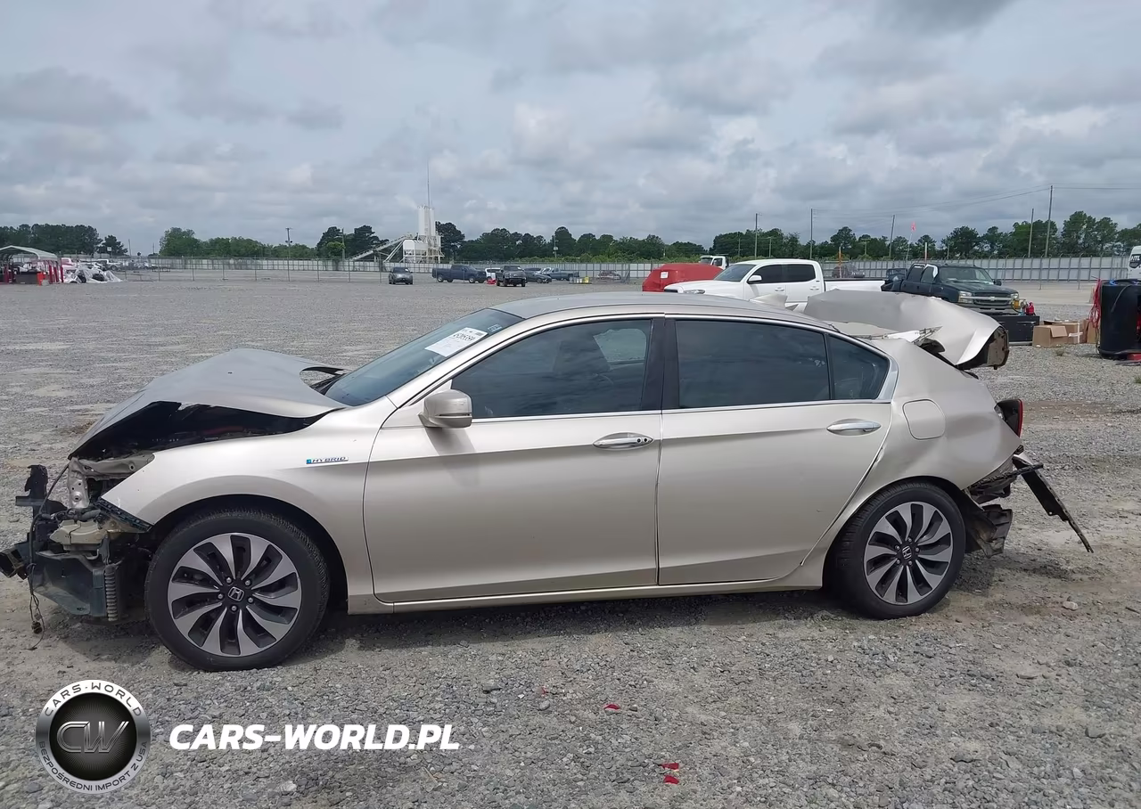2015 Honda Accord Hybrid VIN:1HGCR6F30FA004254 - 14