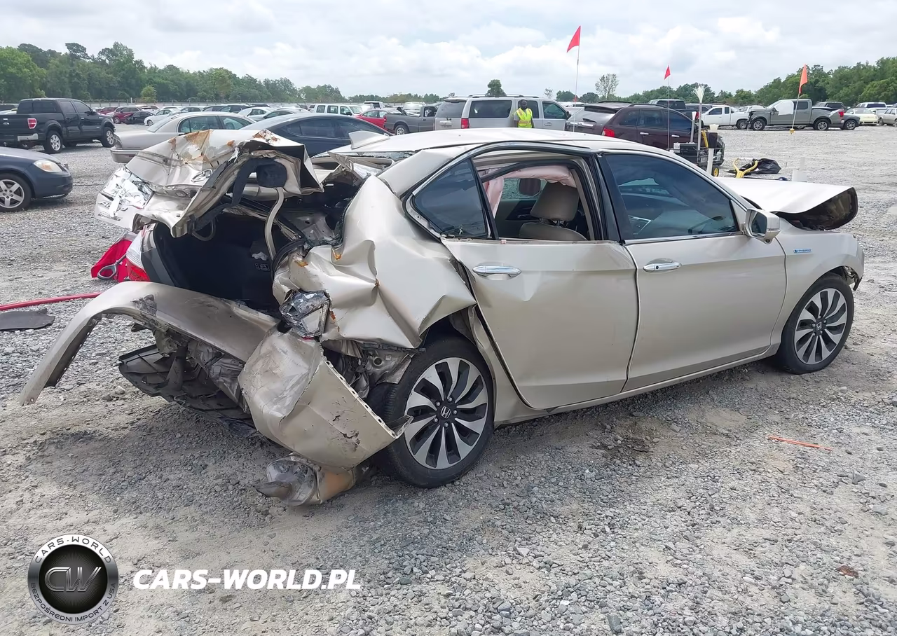 2015 Honda Accord Hybrid VIN:1HGCR6F30FA004254 - 4