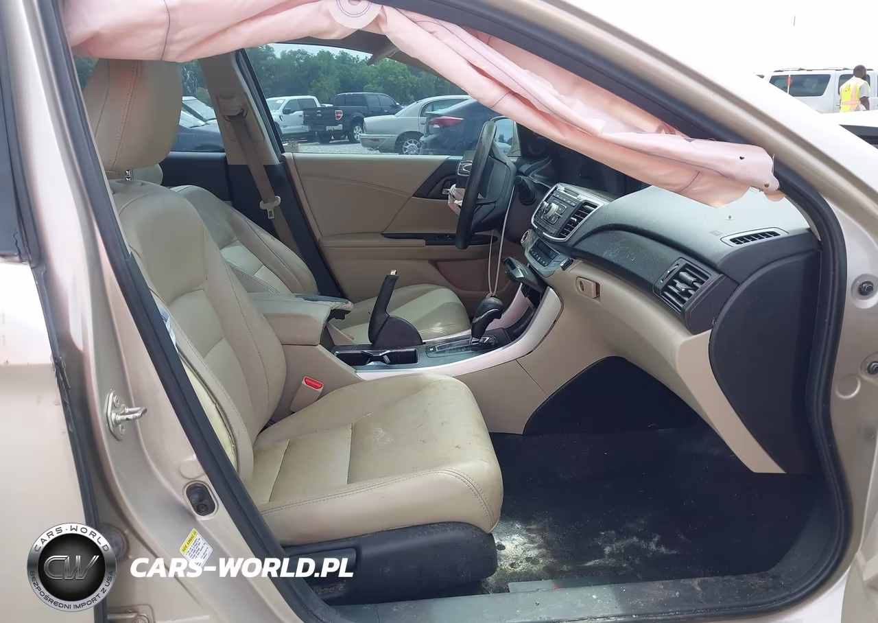 2015 Honda Accord Hybrid VIN:1HGCR6F30FA004254 - 5
