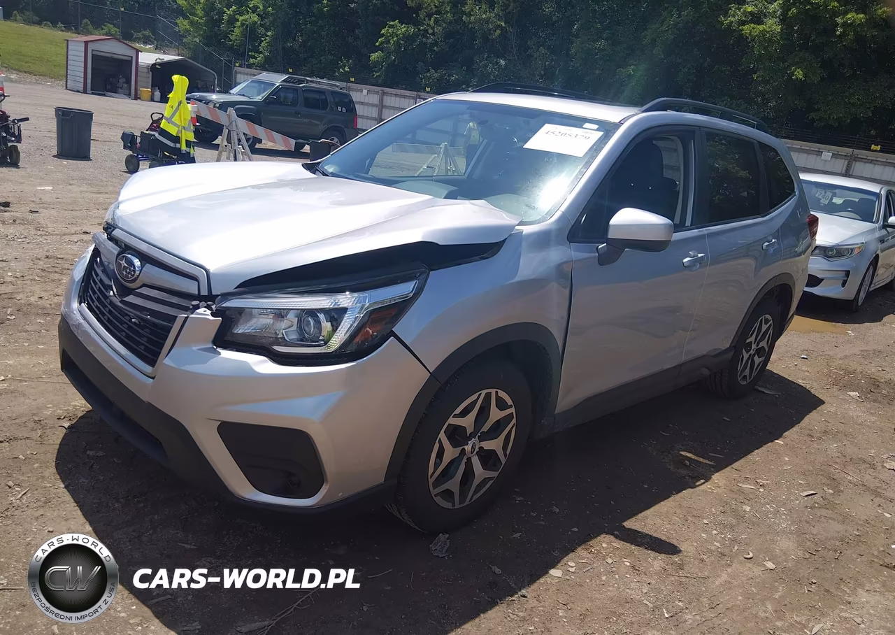 2020 Subaru Forester Premium VIN:JF2SKAJC2LH435112 - 2