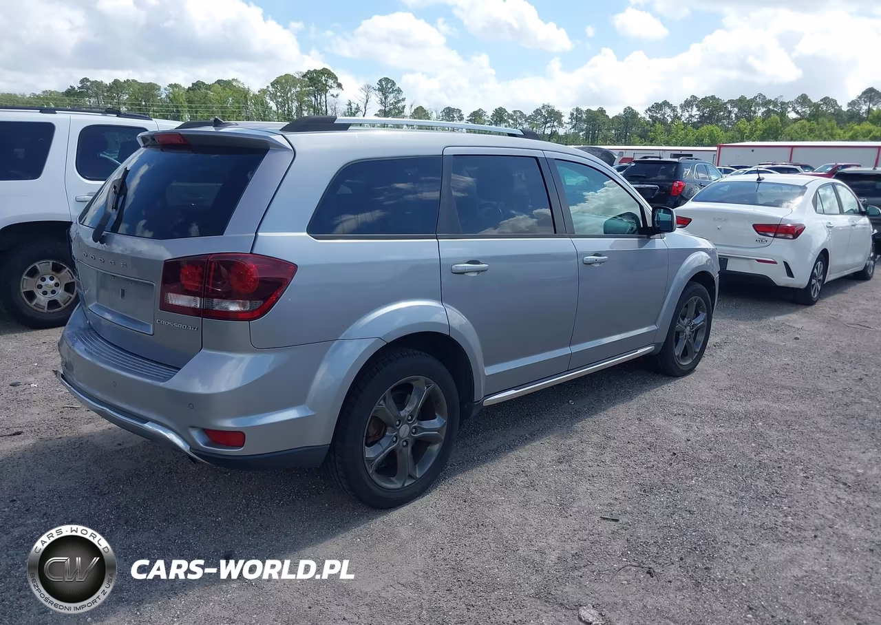 2015 Dodge Journey Crossroad VIN:3C4PDCGB0FT745841 - 4