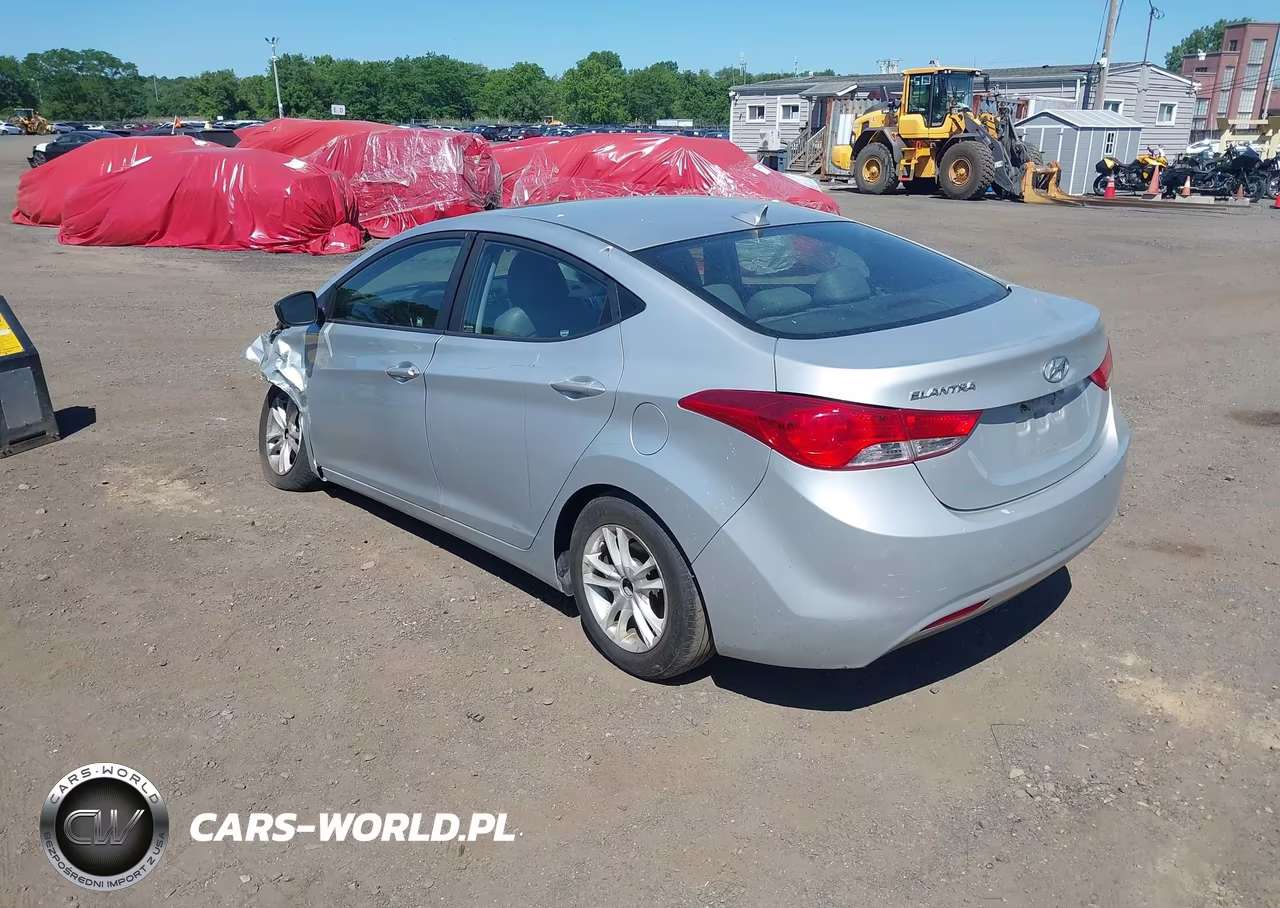 2011 Hyundai Elantra Limited VIN:5NPDH4AE0BH020735 - 3
