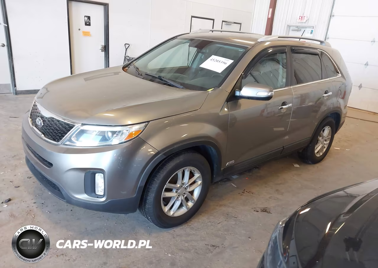 2015 Kia Sorento Lx V6 VIN:5XYKTDA73FG625725 - 2